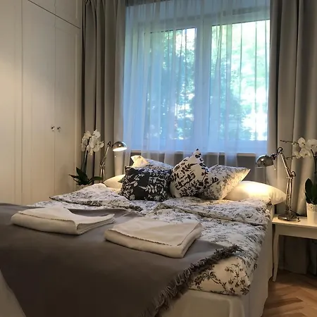 Apartament Karmelicka 11 *