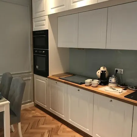 Apartament Karmelicka 11 Warsaw